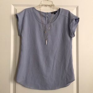 🍃GENTLY USED! Blue short sleeve Express blouse